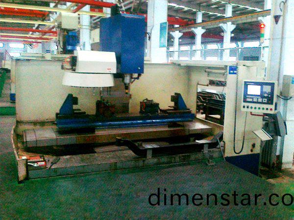 前(qian)軸十(shi)孔(kong)加(jia)工(gong)專用(yong)立(li)式加工